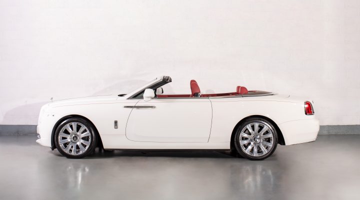 featured image of Rolls-Royce Dawn